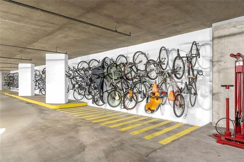 Atlanta, Georgia 30309, United States, 1 Bedroom Bedrooms, ,1 BathroomBathrooms,Residential,Active,159303