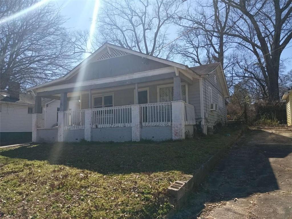 550 Lake Drive, Hapeville, Georgia image 1
