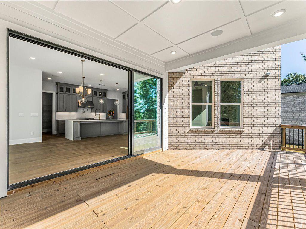 Brookmeade Trail - Residential