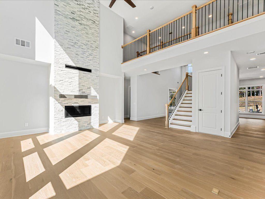 Brookmeade Trail - Residential