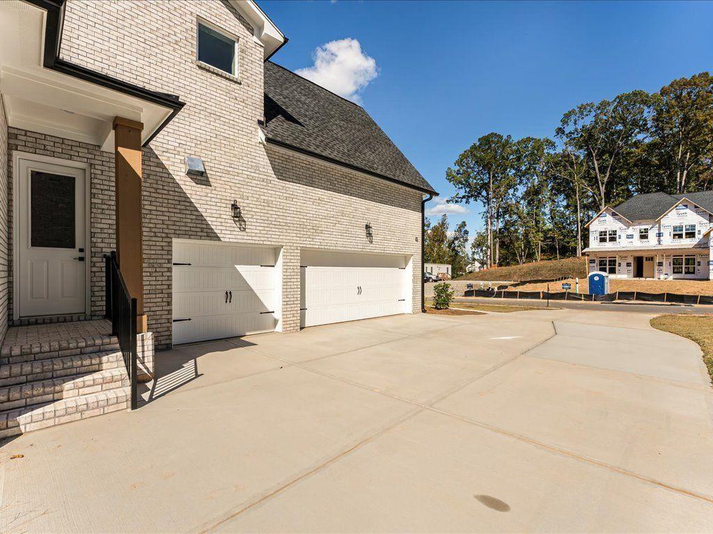 Brookmeade Trail - Residential
