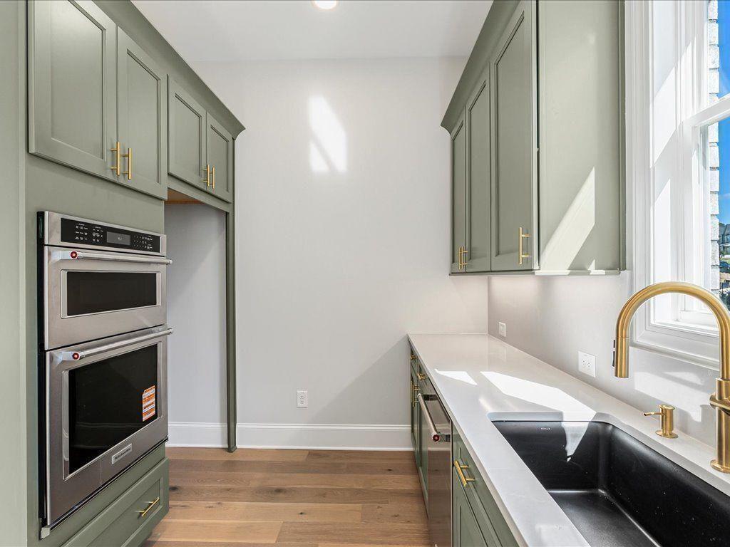 Brookmeade Trail - Residential