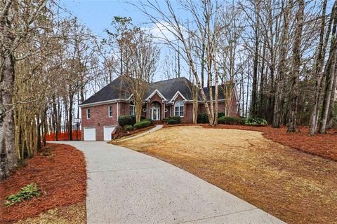 Homes For Sale - 30 Couples Court<br/> Newnan, GA 30265