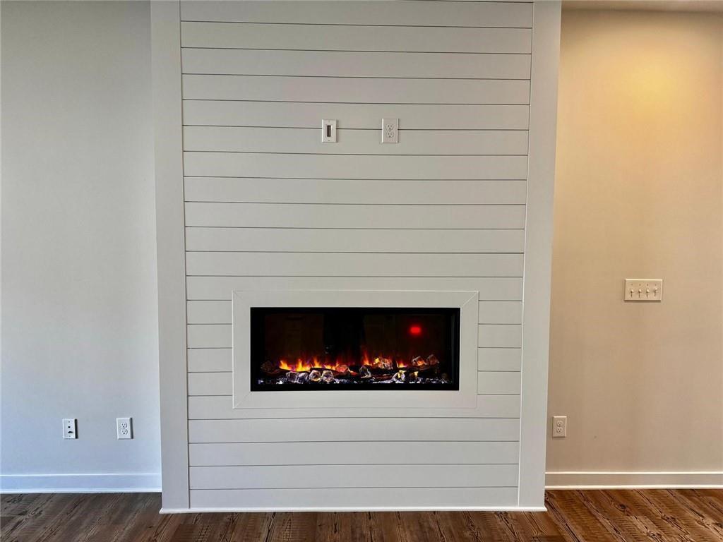 1733 Harper Lily Lane