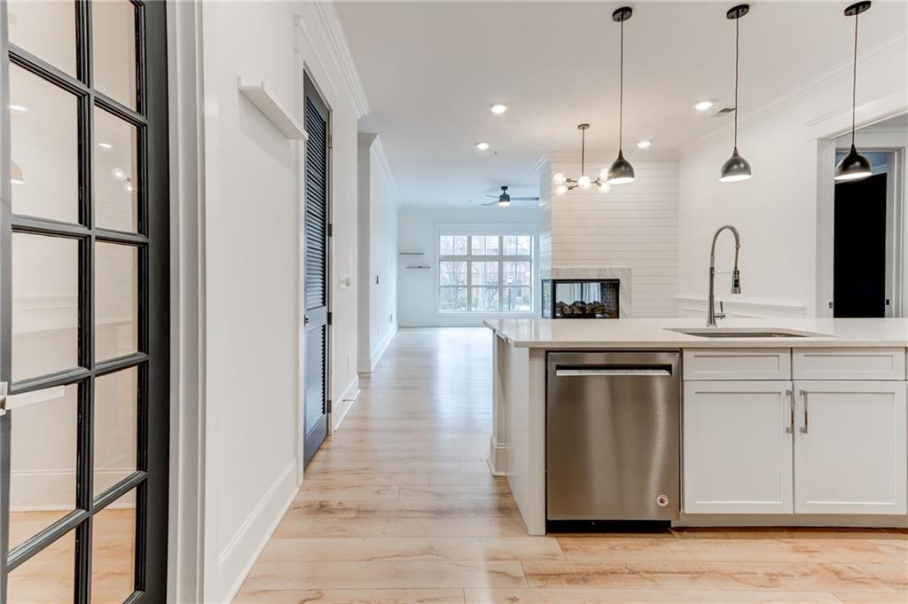 625 Piedmont Avenue NE 2004
