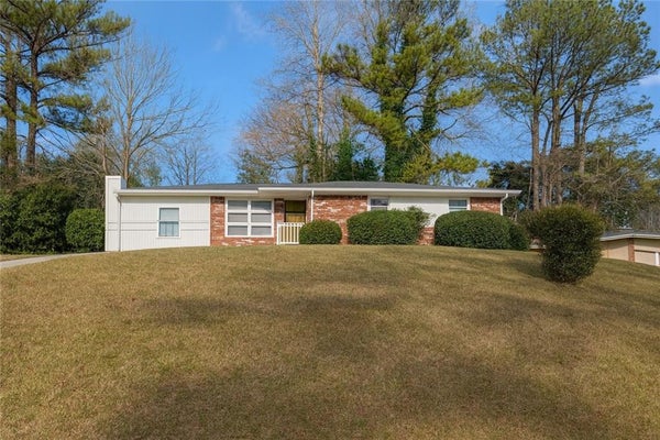 70 RUZELLE DR SE, ATLANTA, GA 30354 - Image f8a74dadf63ea5e1ad3ec97aabcd240b/817418050