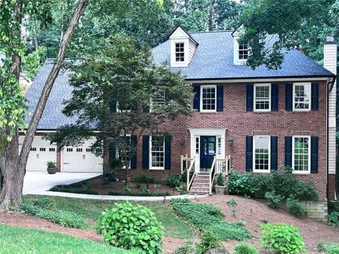 Homes For Sale - 1851 Jacksons Creek Drive<br/> Cobb County, Marietta, GA 30068