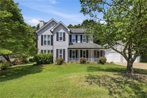 Homes For Sale - 734 Creek Trail<br/> Cobb County, Kennesaw, GA 30144