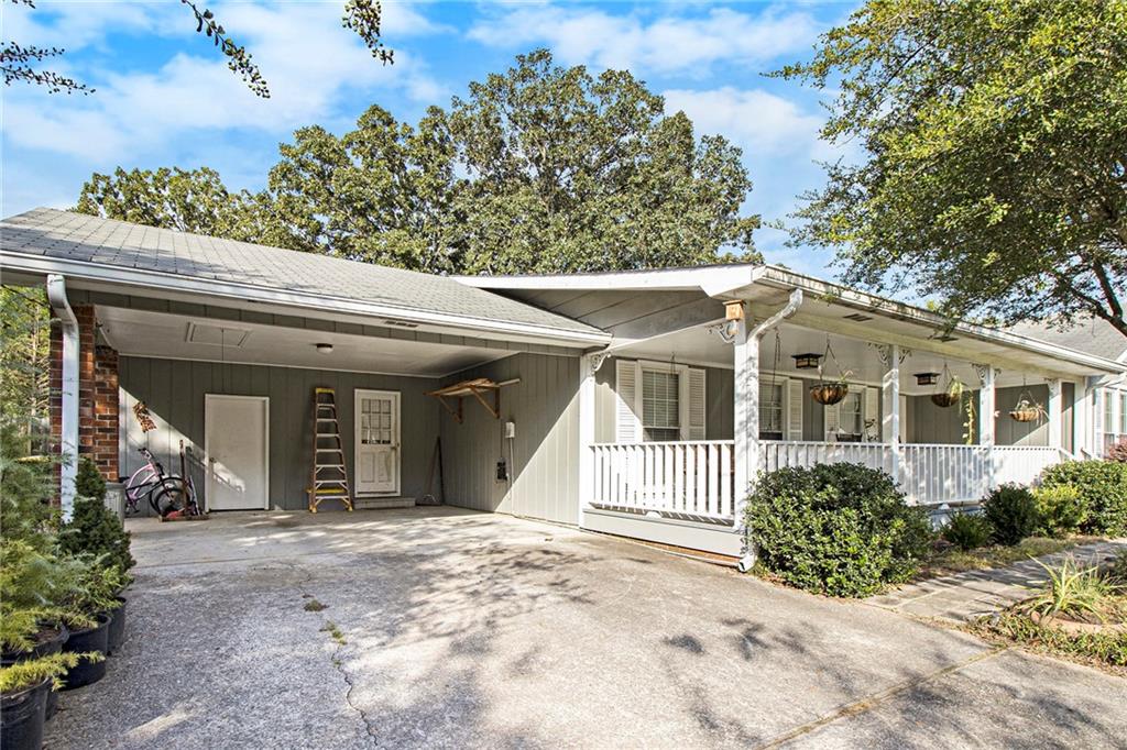 32 Donley Drive NW