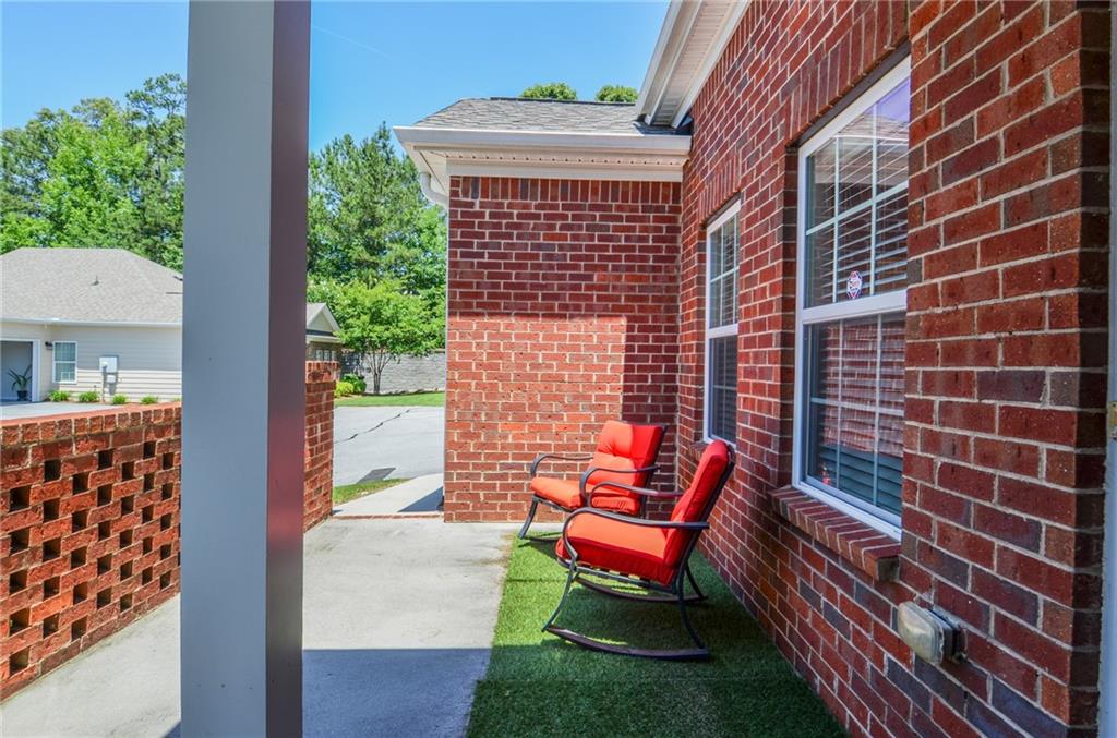 341 Villa Park Circle