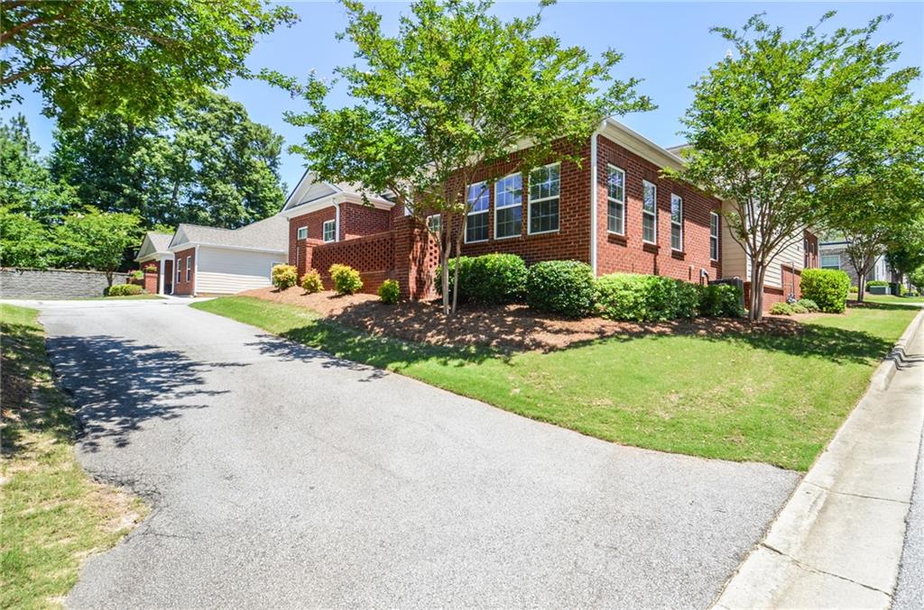 341 Villa Park Circle