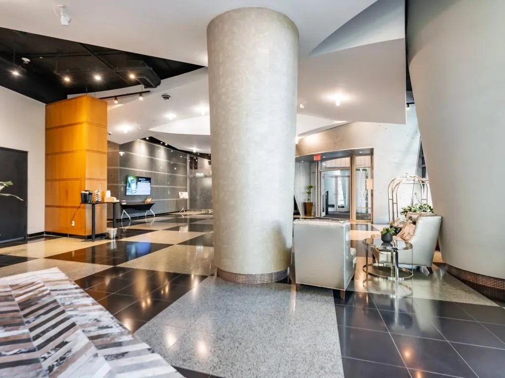 Atlanta, Georgia 30326, United States, 2 Bedrooms Bedrooms, ,2 BathroomsBathrooms,Residential,Pending,10277