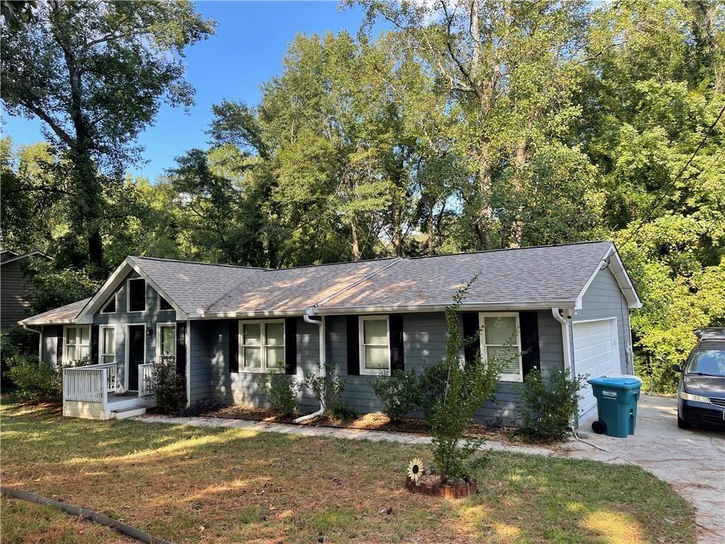 Welcome to 1056 Oak Road in Lilburn! This beautiful 3-bedroom, 2-bathroom home is located in the highly sought-after Brookwood School District. Featuring a lovely landscaped yard, the home has been recently updated with fresh paint and new flooring throughout. The open-concept floorplan offers spacious living areas perfect for family and entertaining. The updated appliances add modern convenience. Ideally situated close to shopping, entertainment, and great schools, this move-in-ready home is waiting for you! Don’t miss out on this fantastic rental opportunity!