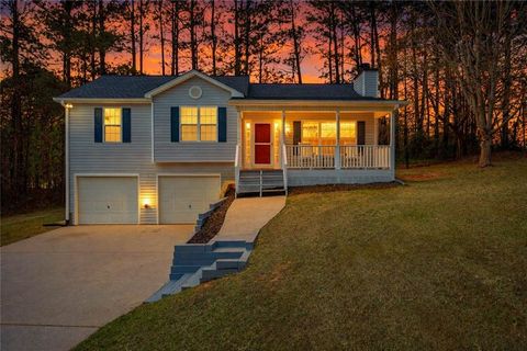 Homes For Sale - 135 Lenox Court<br/> Paulding County, Hiram, GA 30141