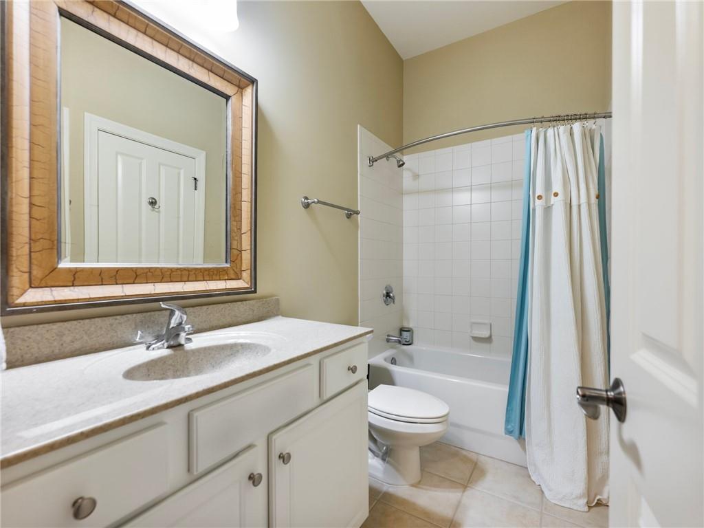 6947 Fellowship Lane, Flowery Branch, Georgia image 36