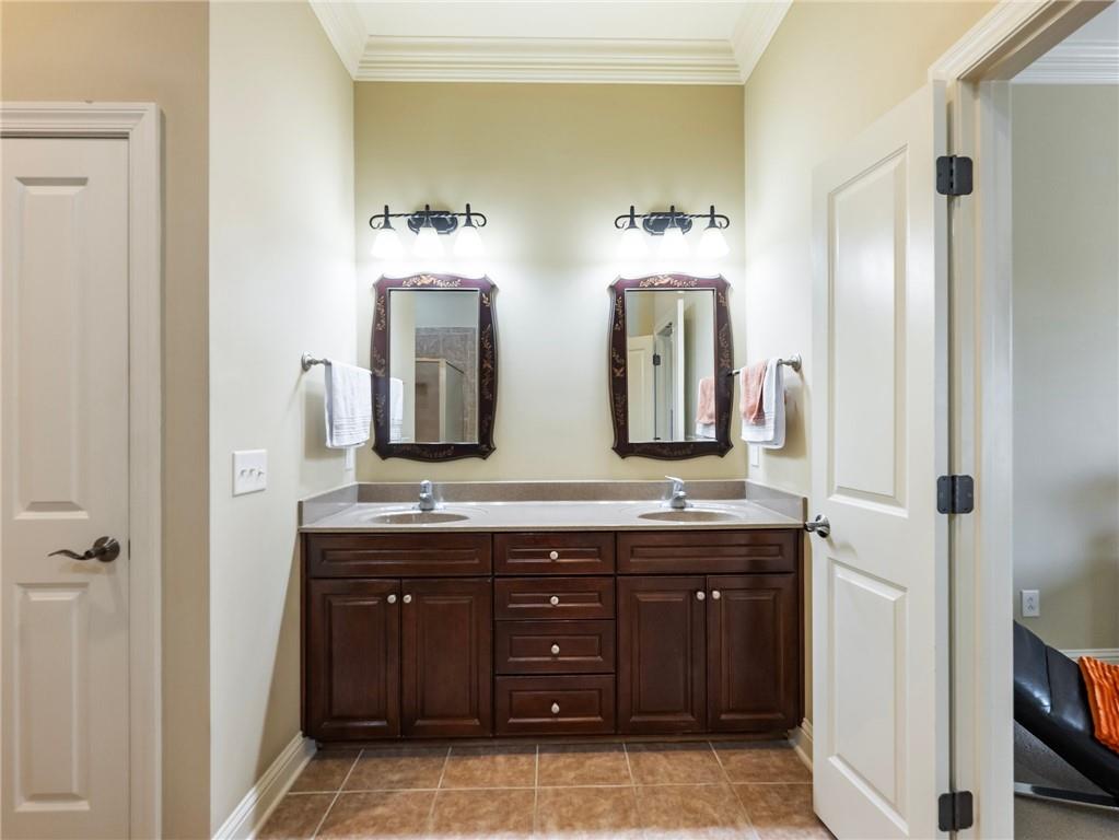 6947 Fellowship Lane, Flowery Branch, Georgia image 30