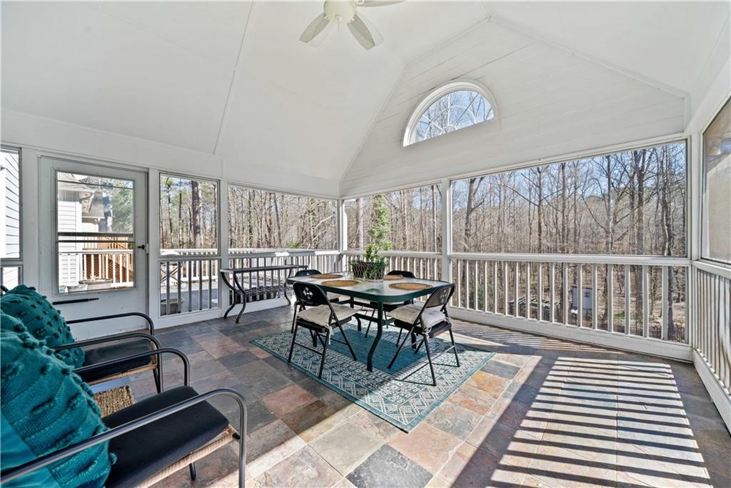 1034 Fairview Club Circle, Dacula, Georgia image 16