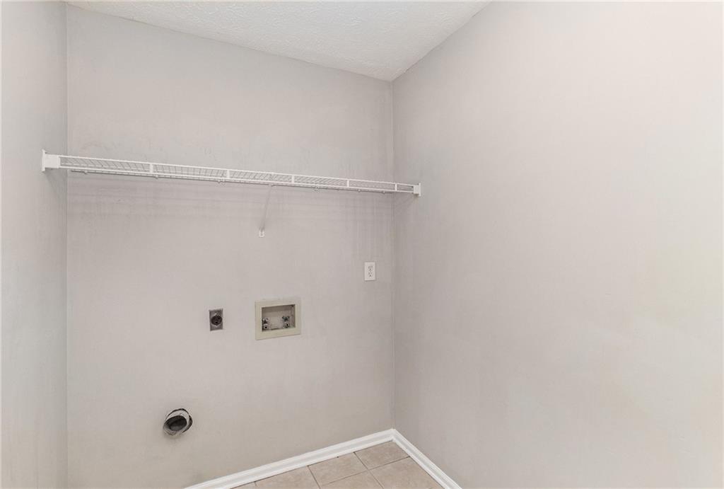 2320 Crystal Court, Loganville, Georgia image 15
