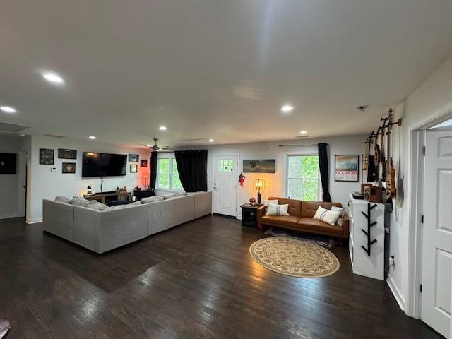 2874 CLOVERLEAF Drive SE