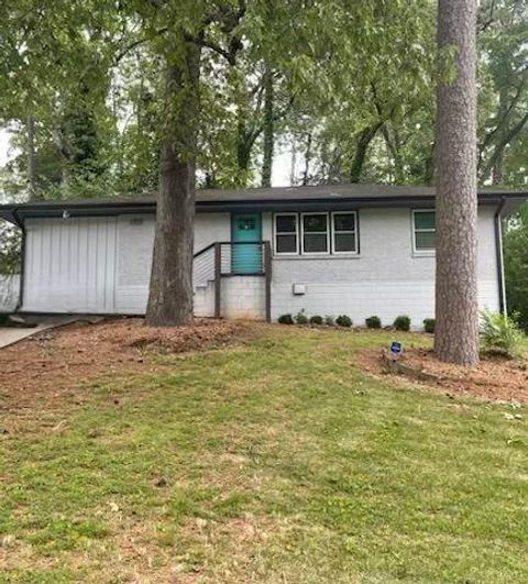 2874 CLOVERLEAF Drive SE Atlanta GA 30316