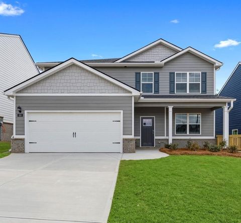 Homes For Sale - 533 Great Salt Lane<br/> Hoschton, GA 30548