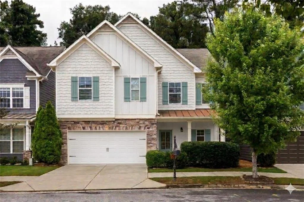 1052 Johnson Grove