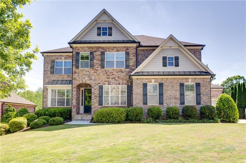 Homes For Sale - 2454 Brewer Way<br/> Marietta, GA 30066