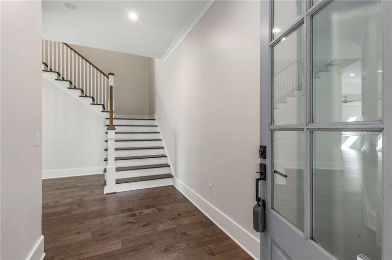 1006 Northcliffe Drive NW