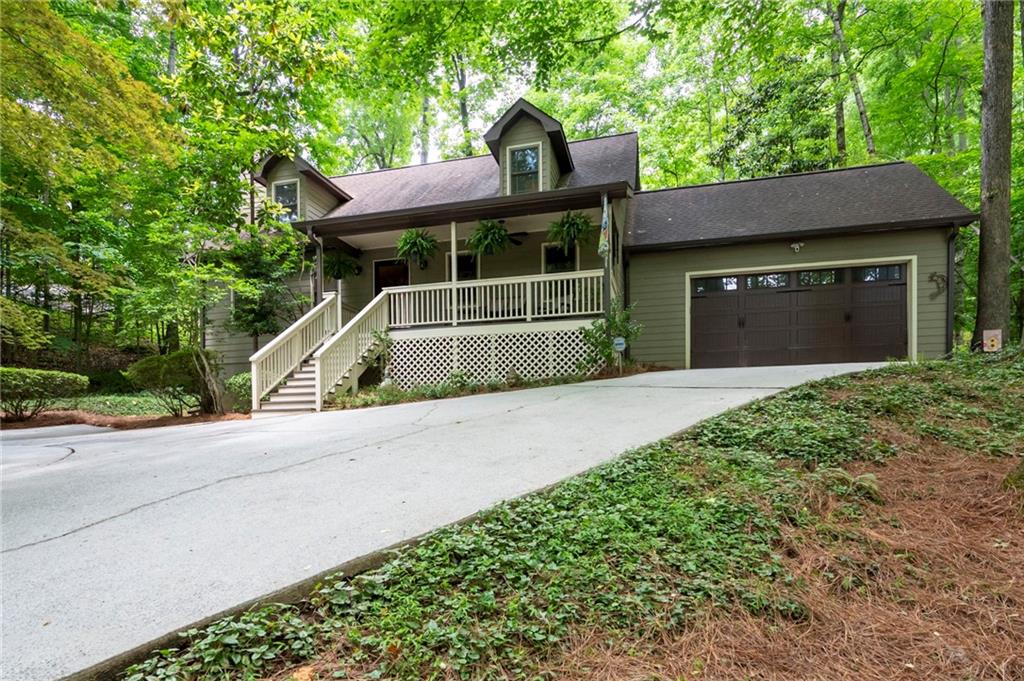 1560 Bubbling Creek Road NE