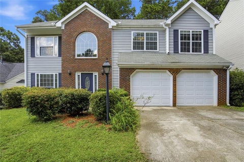 Homes For Sale - 6927 Magnolia Park Drive<br/> Norcross, GA 30093