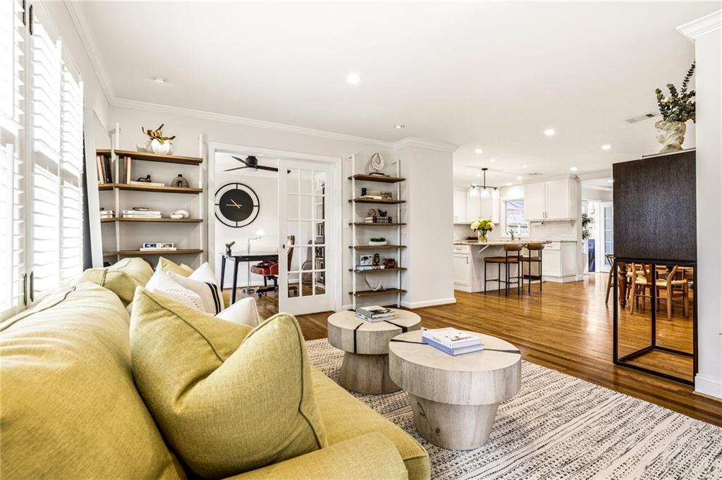 1264 Spring Valley Lane NE