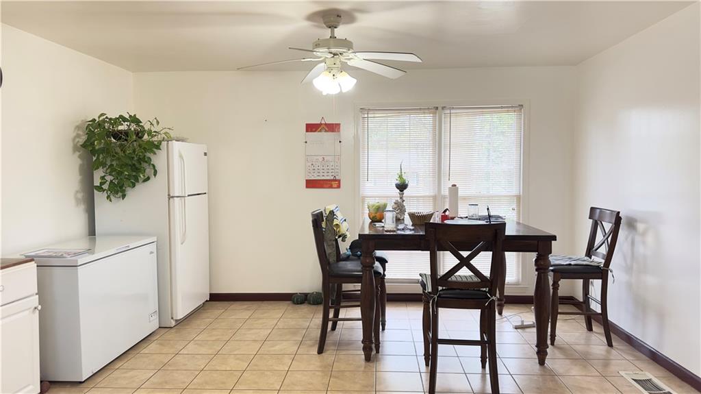 4083 Rivermeade Drive, Lilburn, Georgia image 22