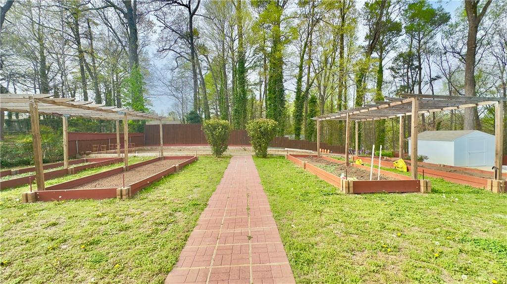 4083 Rivermeade Drive, Lilburn, Georgia image 40