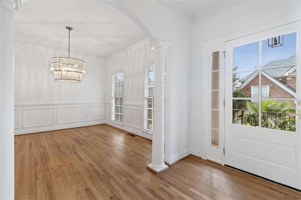 1711 Summit Glen Lane