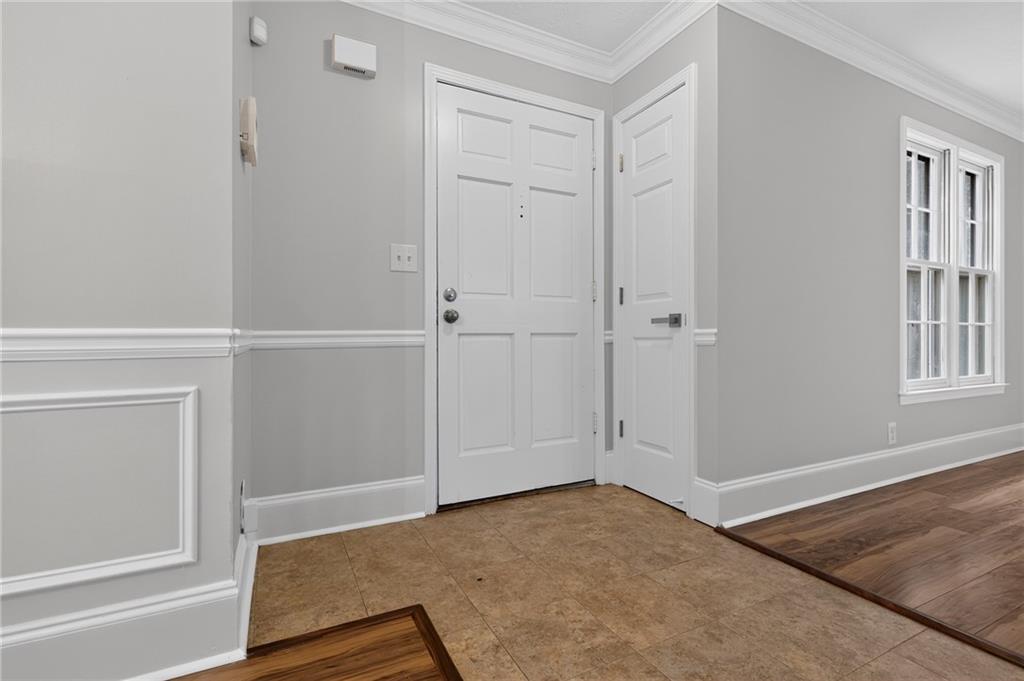 1504 Pine Creek Way