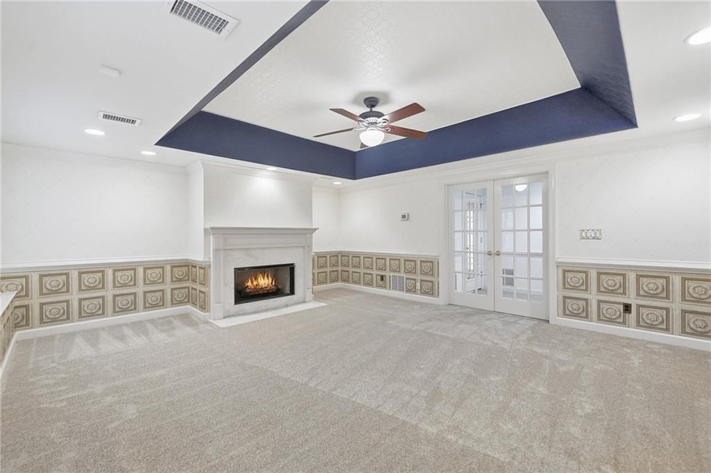 The Ridge at Easthampton - Residential