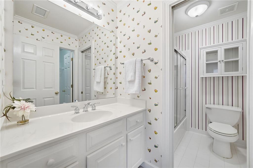 The Ridge at Easthampton - Residential