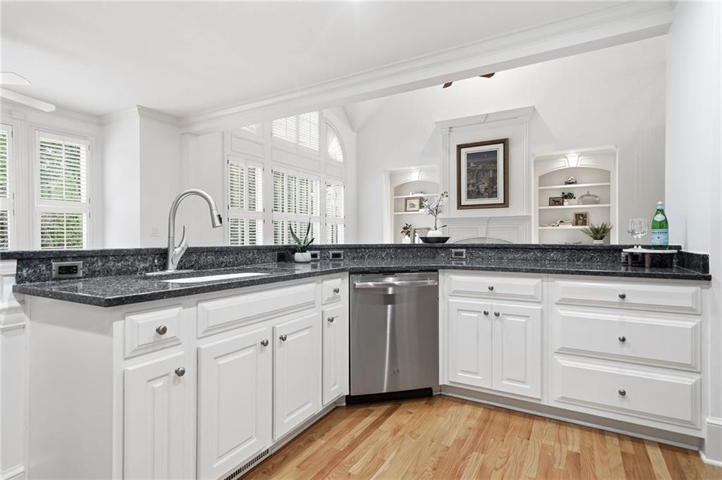 The Ridge at Easthampton - Residential