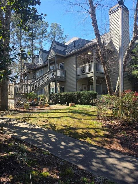 Condo For Sale - 105 Mill Pond Court<br/> Smyrna, GA 30082