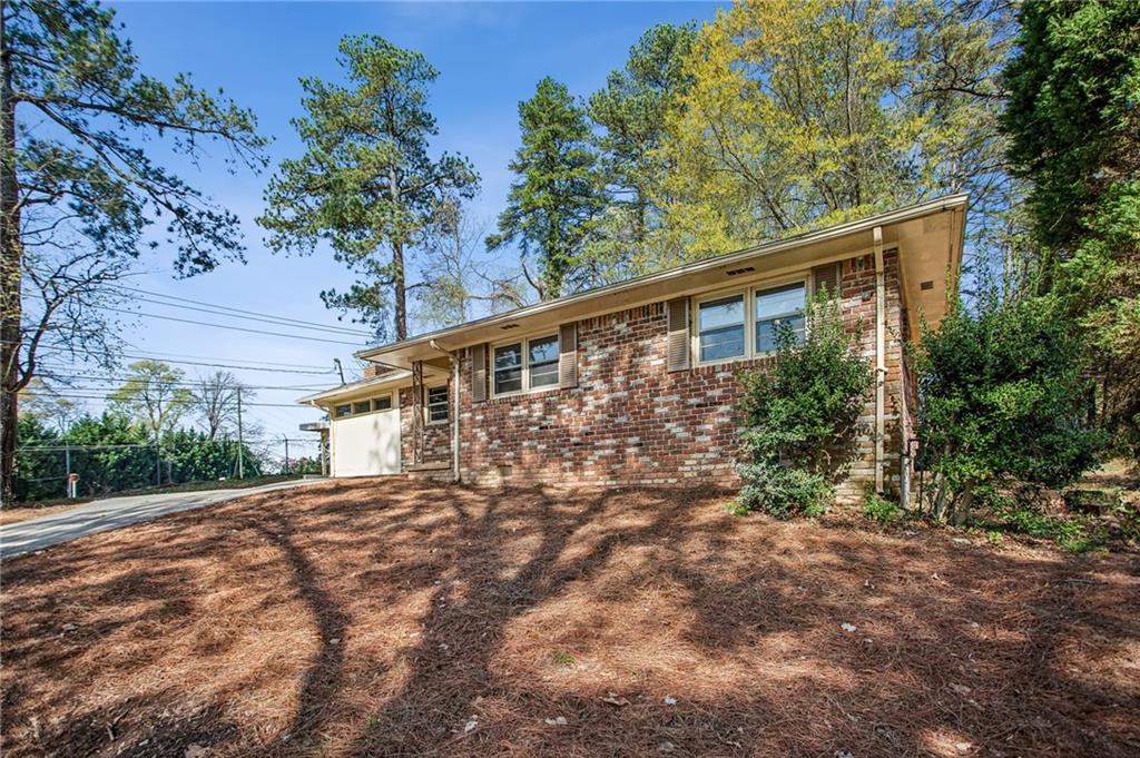 3712 Spring Hill Road, Smyrna, Georgia image 4