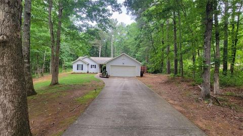 Homes For Sale - 2140 Summerset Drive<br/> Monroe, GA 30656