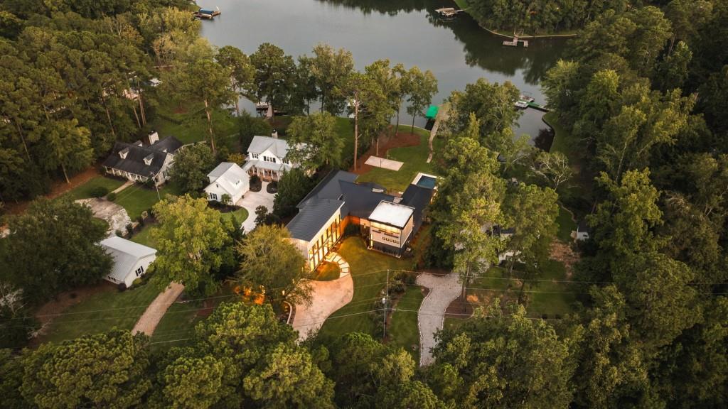 298 W River Bend Drive