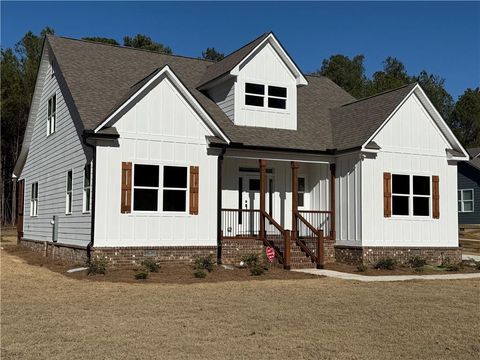 Homes For Sale - 70 Oxford Road<br/> Oxford, GA 30054