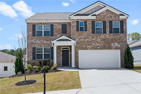 Homes For Sale - 5367 Pennington Court<br/> Atlanta, GA 30349