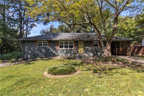 Photo of 610 Oriole Drive SE, Marietta, GA 30067 (MLS # 7826955)