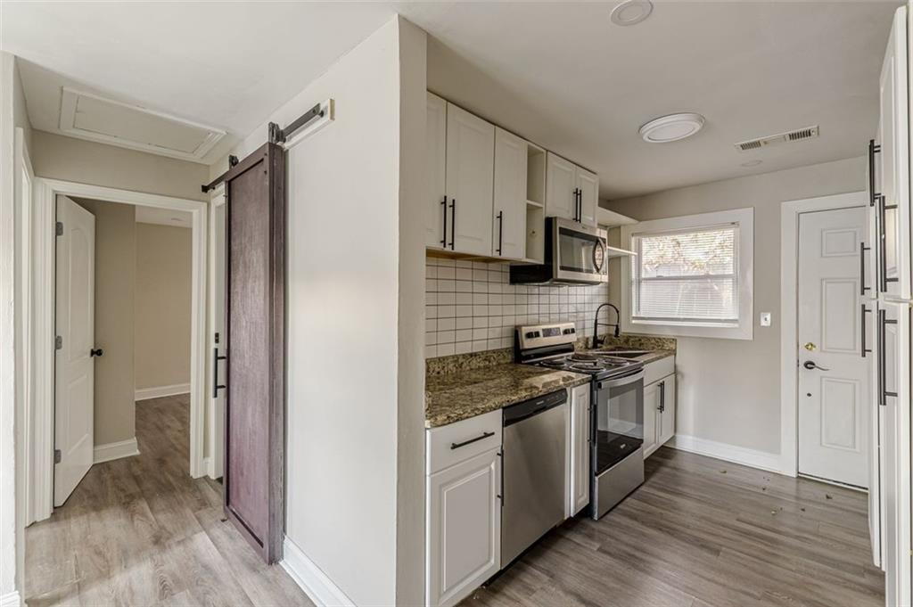 919 HOBSON Street SW