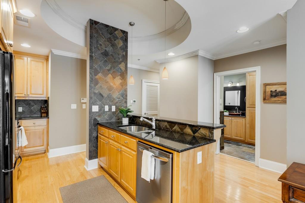 2255 Peachtree Road 328