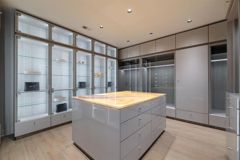 3117 W Roxboro Road, Atlanta, Georgia image 37