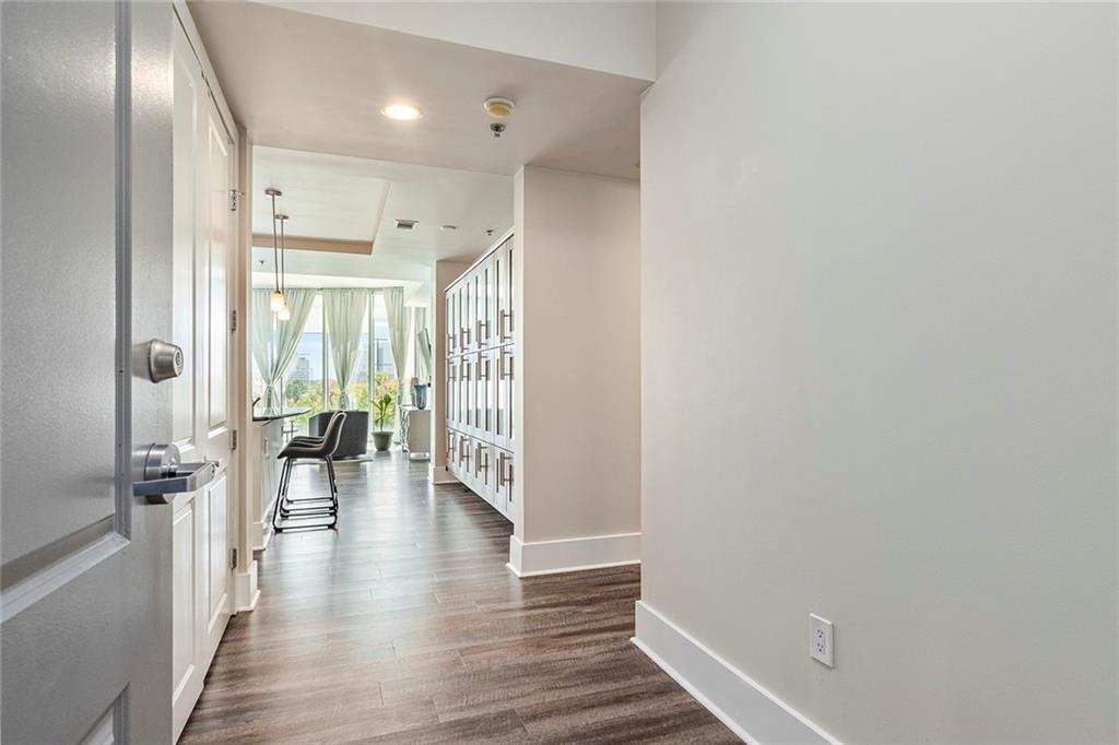 4561 Olde Perimeter Way 302