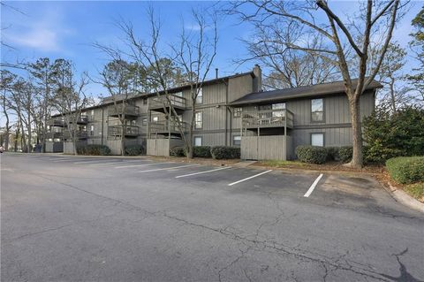 Condo For Sale - 101 Cedar Ct Se Ct<br/> Marietta, GA 30067